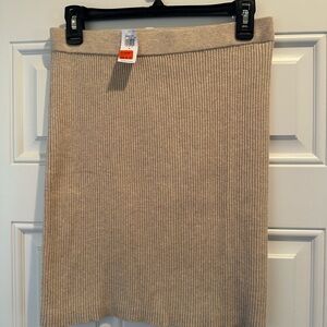 Old Navy Beige Ribbed Pencil Skirt